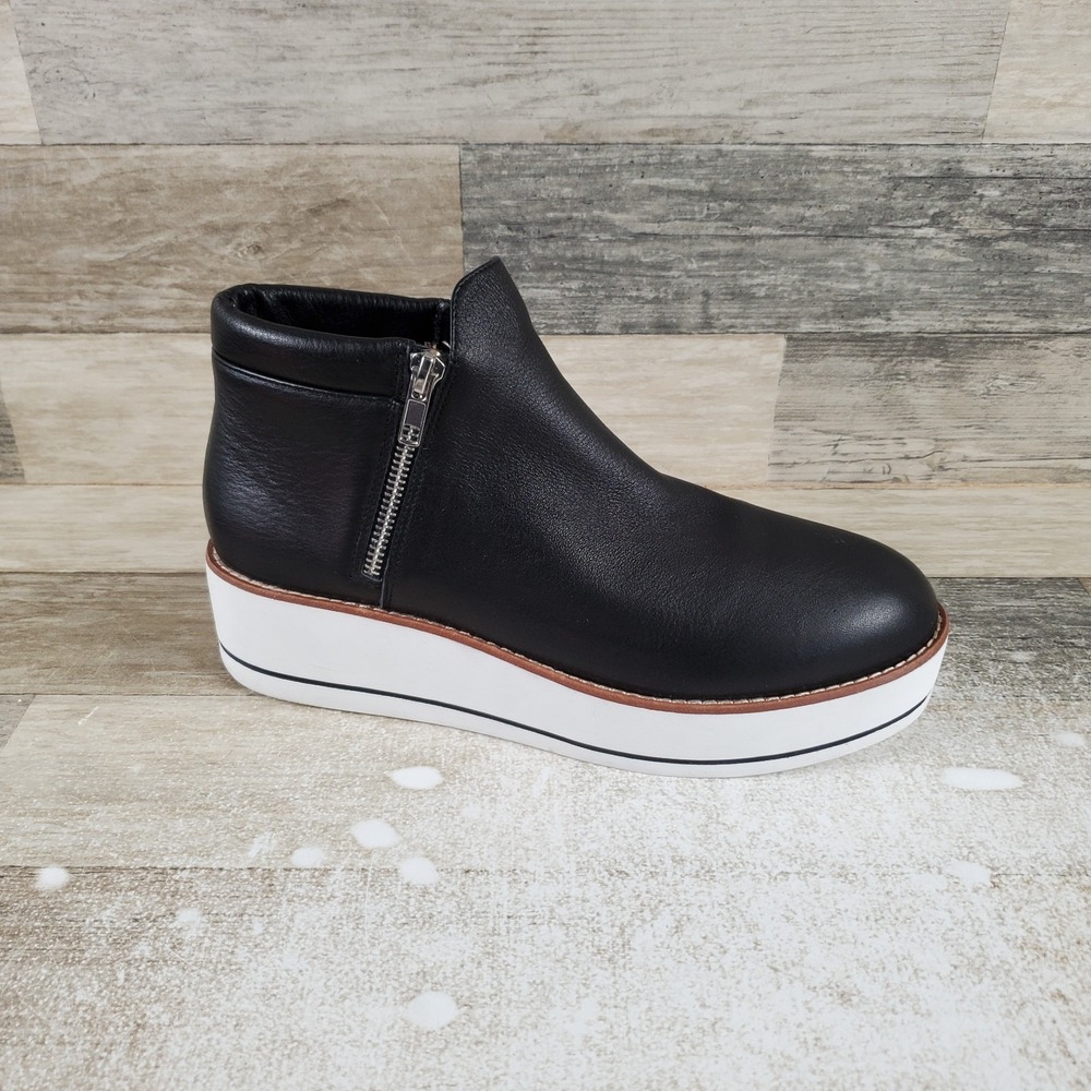Silent D System Womens Booties Sz 9.5 Black White Leather Platform‎ Side Zip